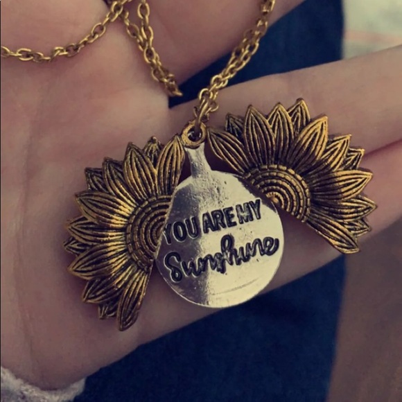 You are my sunshine necklace - Picture 2 of 2